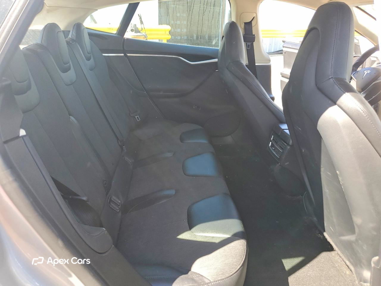 Tesla Model S 2013