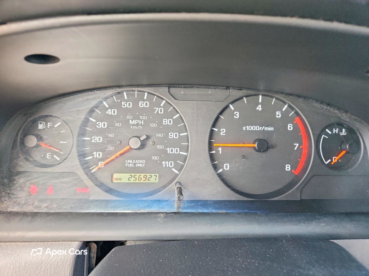 Nissan Navara (Frontier) 2000
