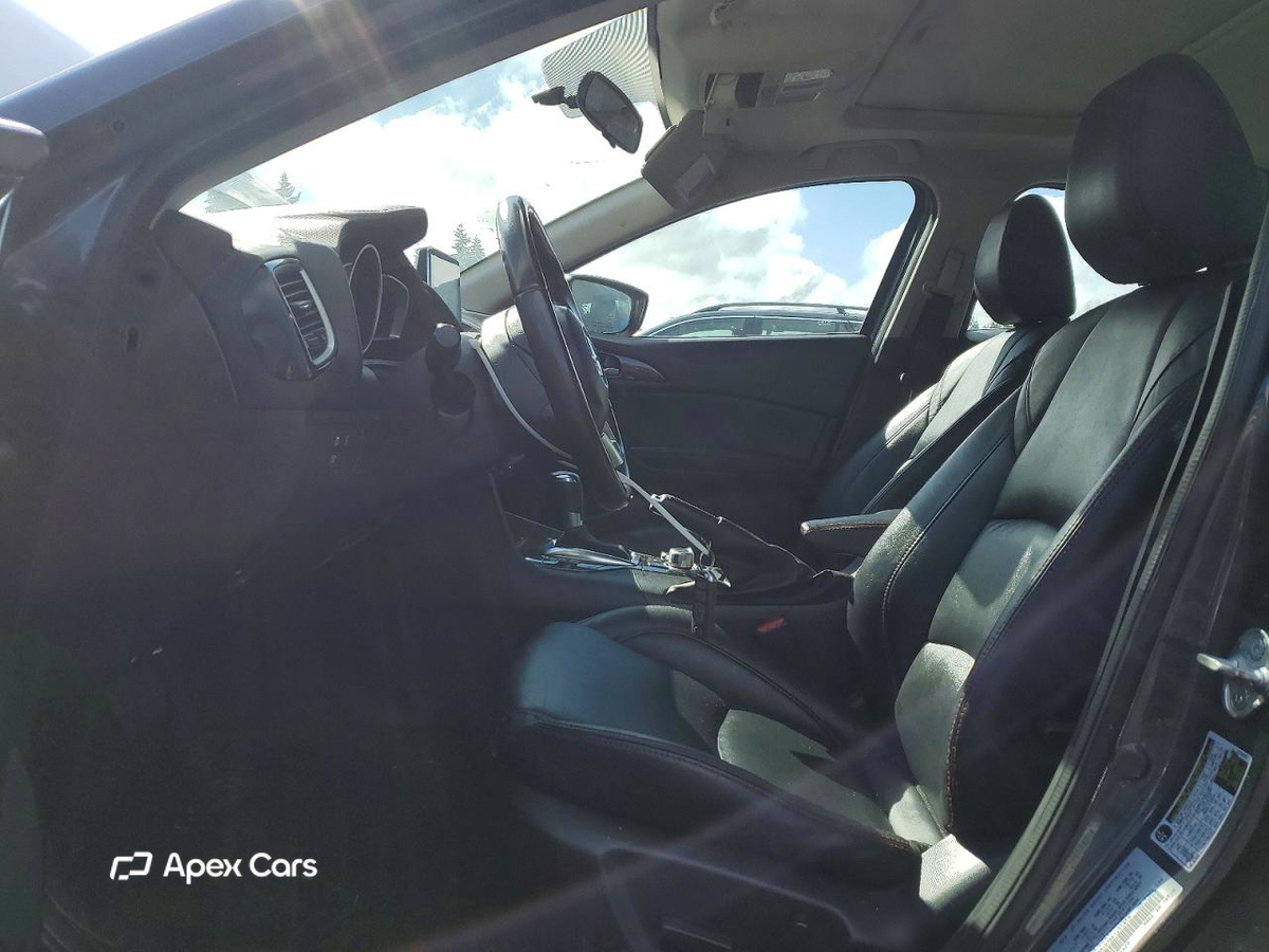 Mazda 3 2015