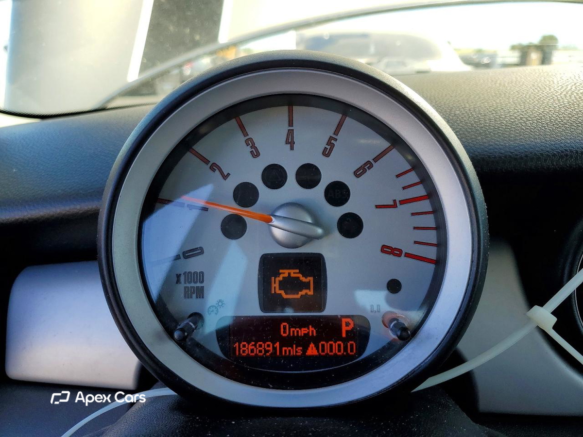 MINI Cooper 2010