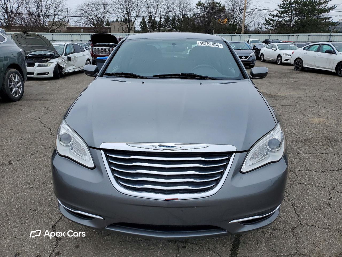 Chrysler 200 2011