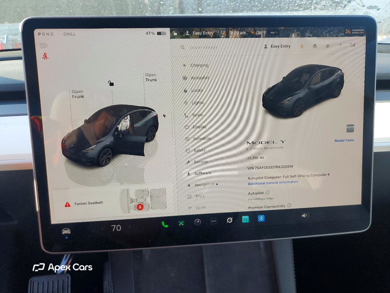 Tesla Model Y 2024