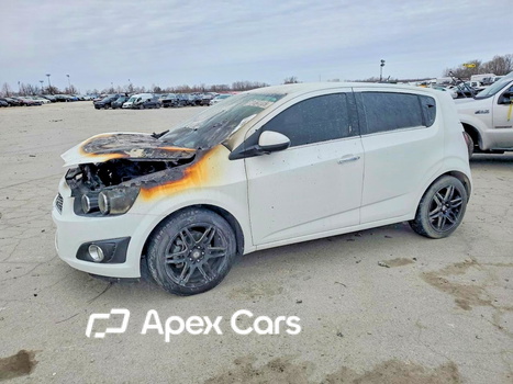 Chevrolet Sonic 2015 - Image 1 of 12