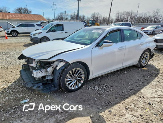 Lexus ES 2019 - Image 1 of 12