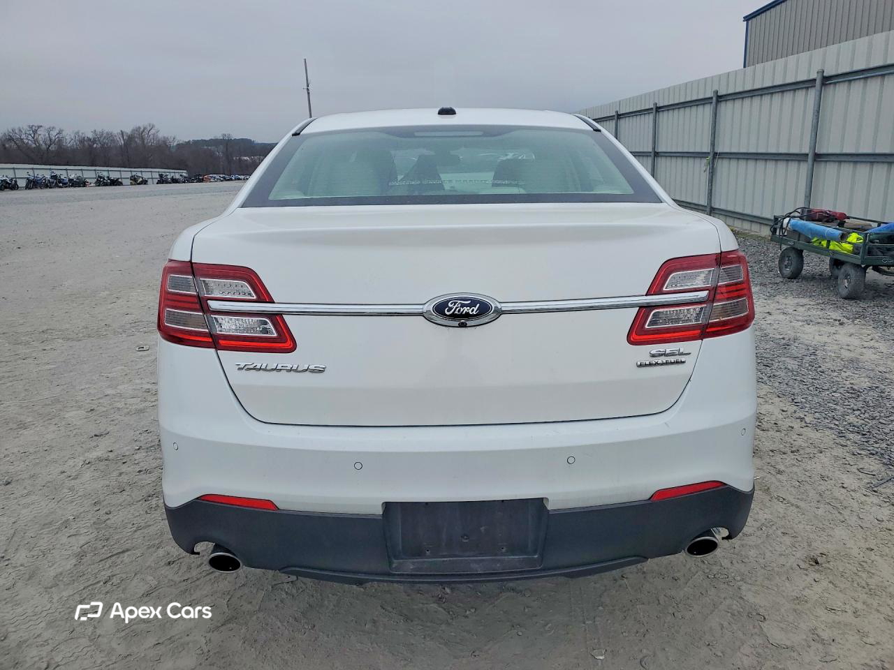 Ford Taurus 2013