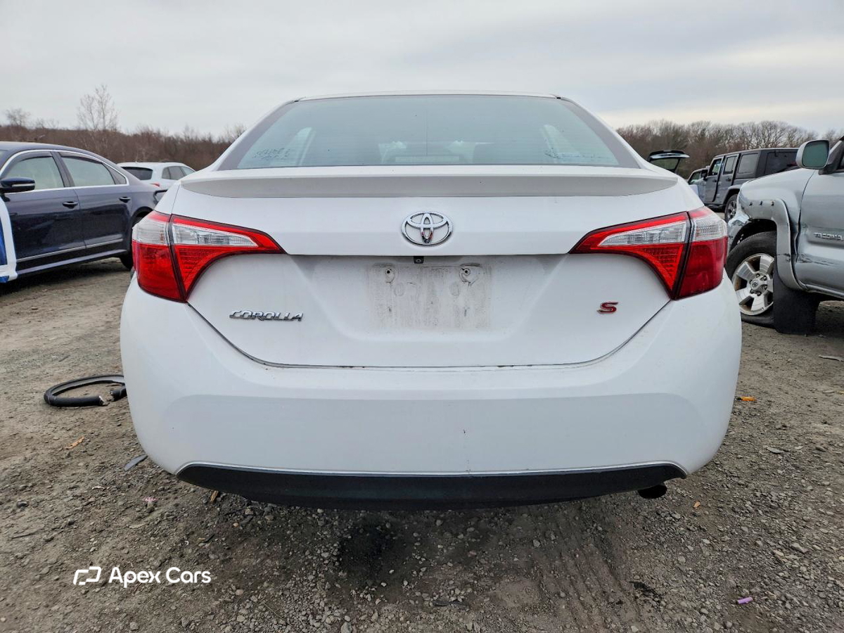 Toyota Corolla 2015