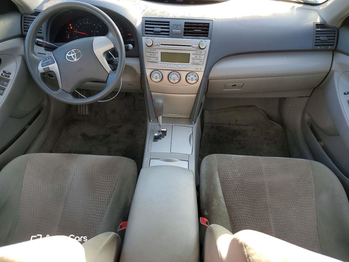 Toyota Camry 2010