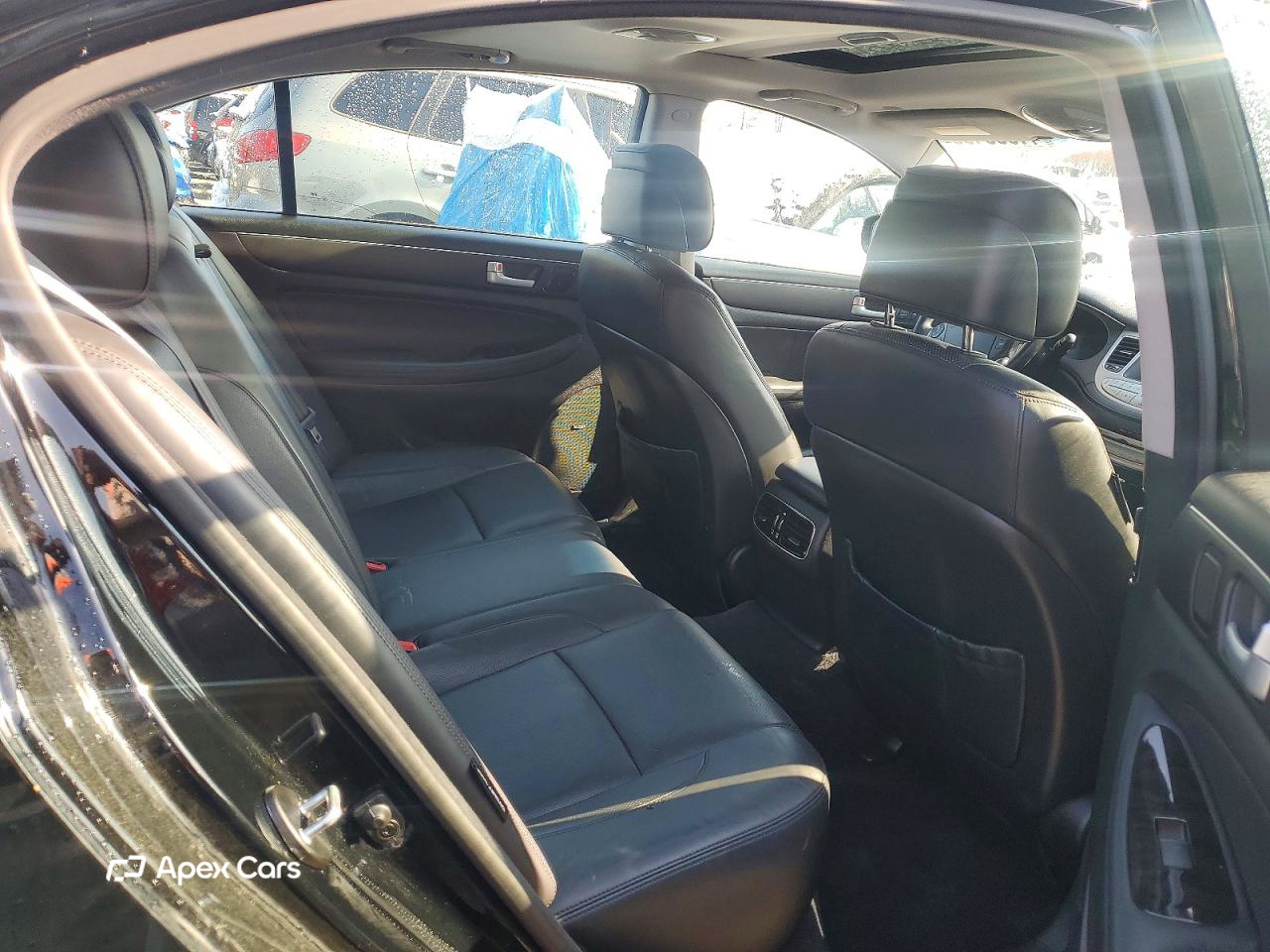 Hyundai Genesis 2013