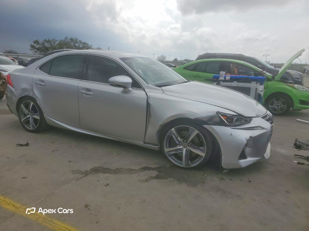 Lexus IS 2019