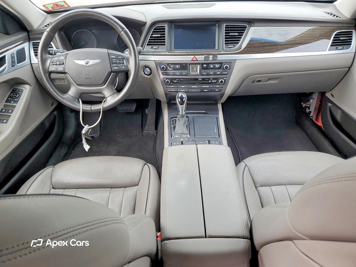 Hyundai Genesis 2015