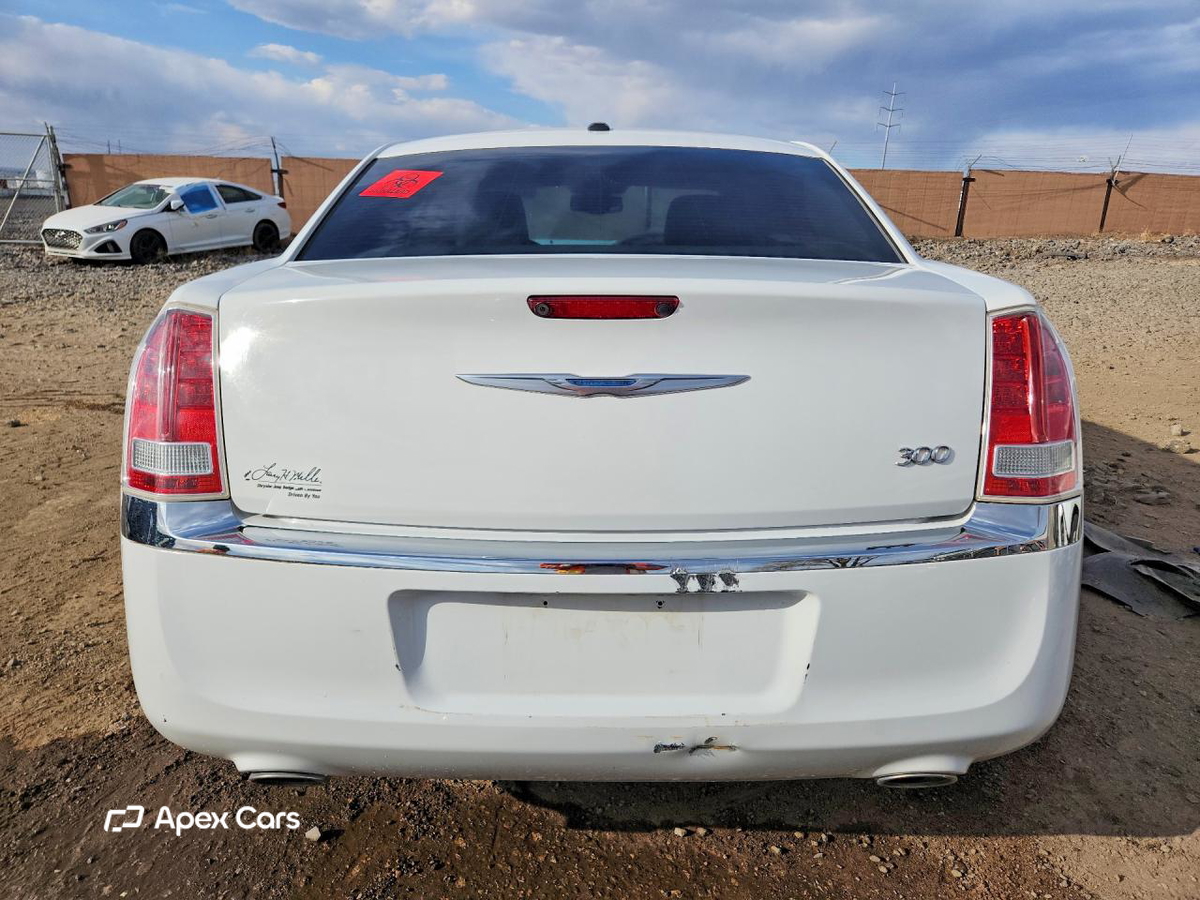 Chrysler 300 2011