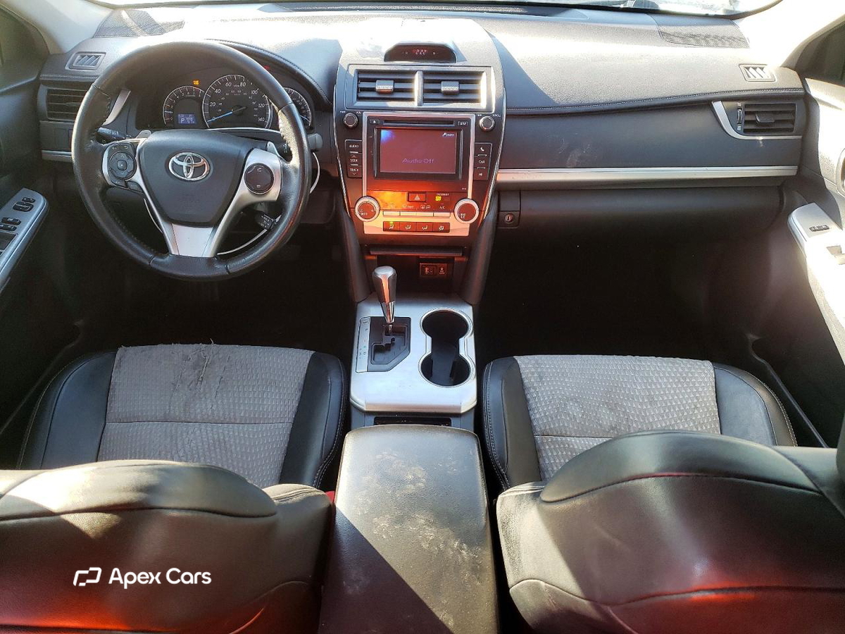 Toyota Camry 2012