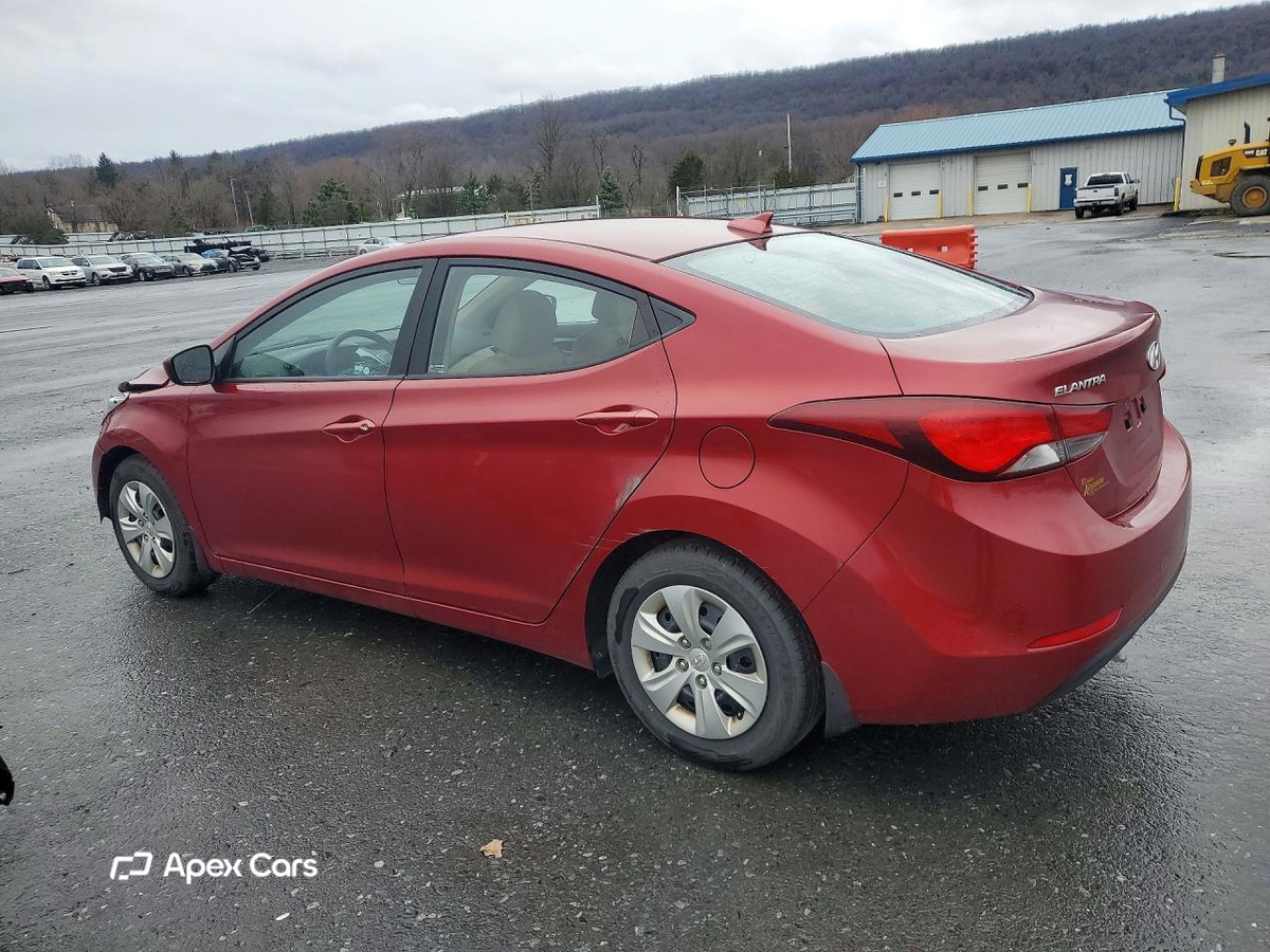 Hyundai Elantra 2016