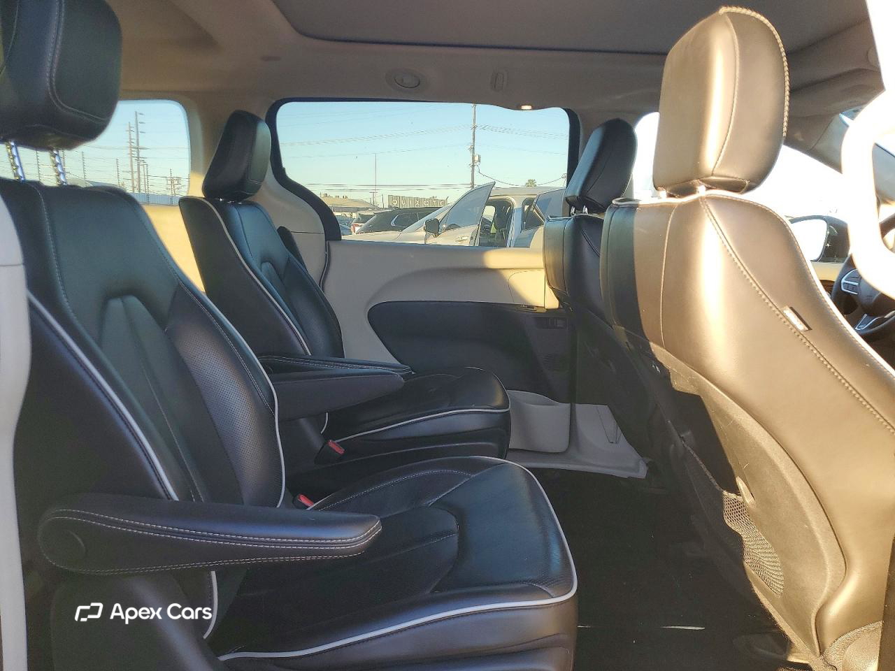 Chrysler Pacifica 2023