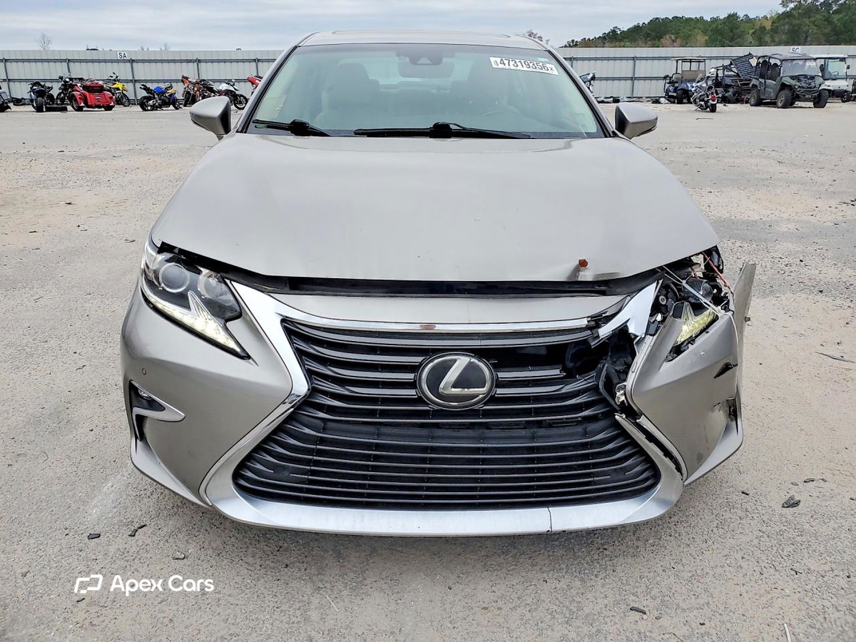 Lexus ES 2017