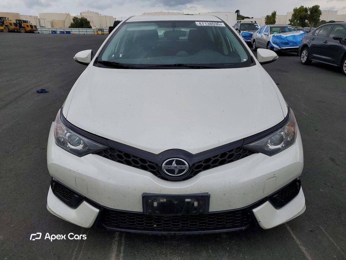 Scion iM 2016