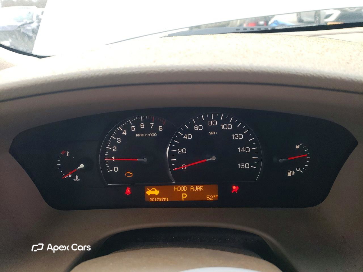 Cadillac STS 2005
