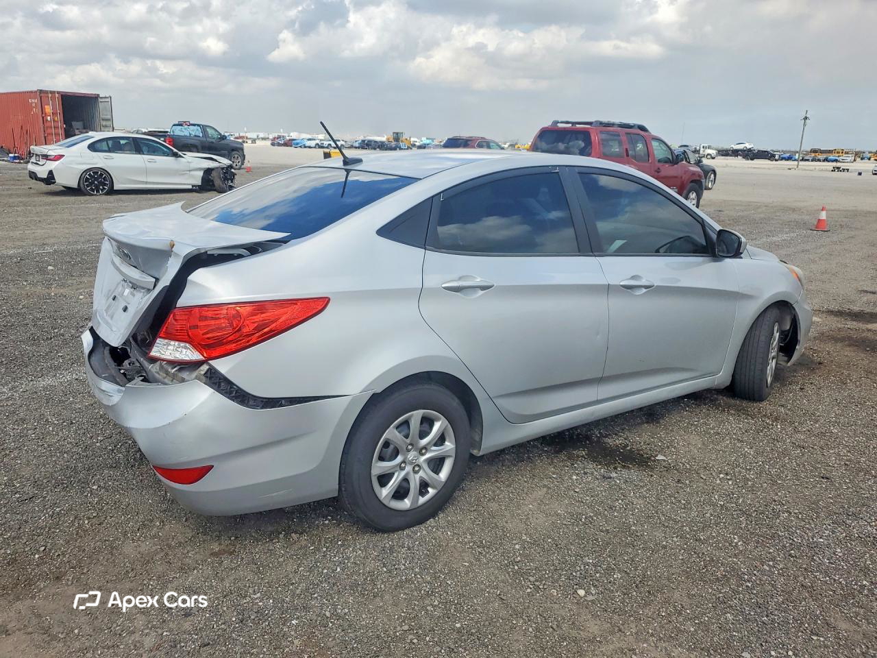 Hyundai Accent 2013