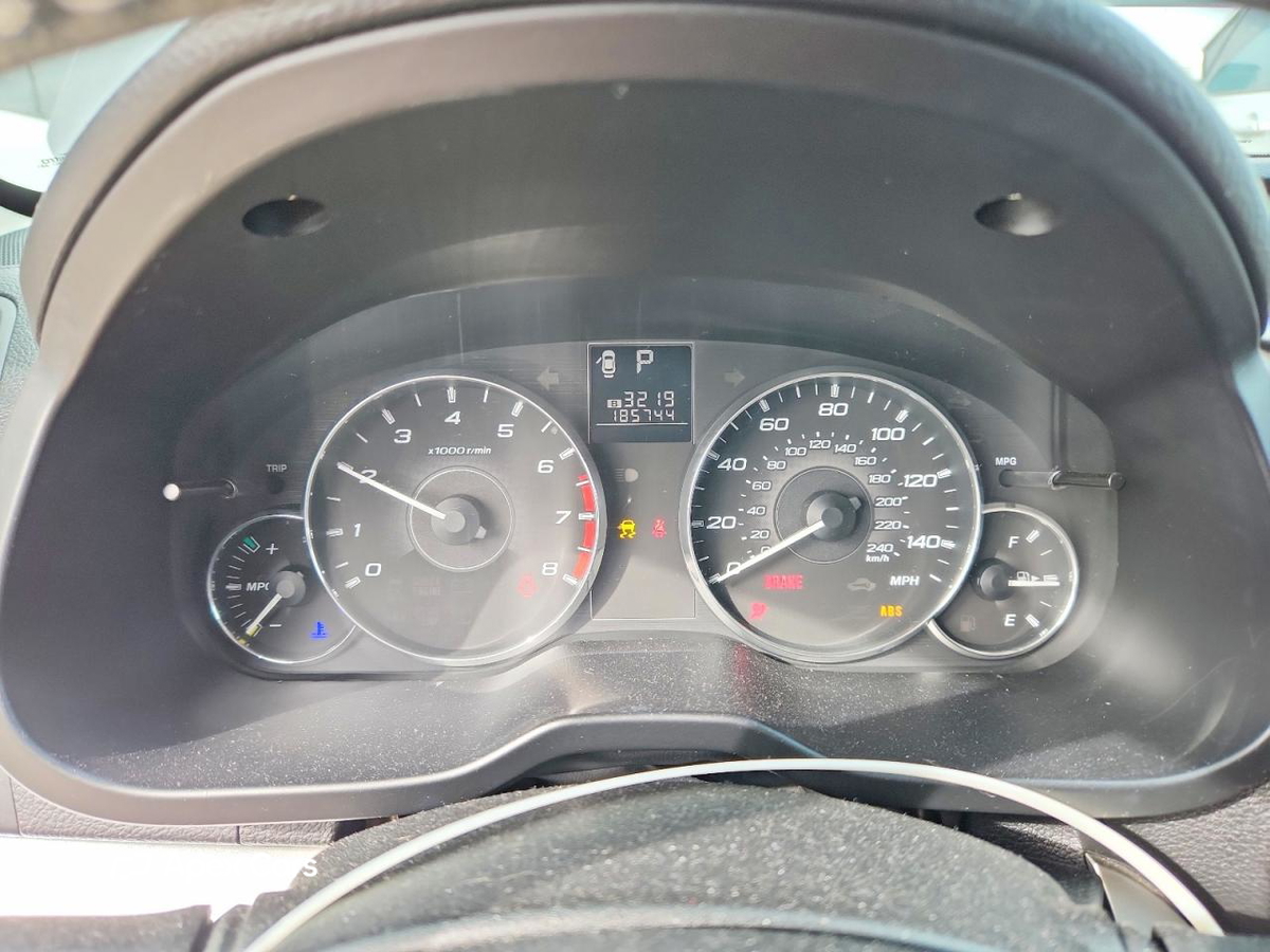 Subaru Legacy 2011