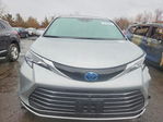 Toyota Sienna 2025