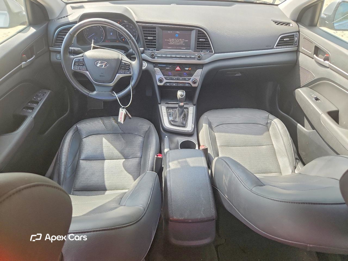 Hyundai Elantra 2017