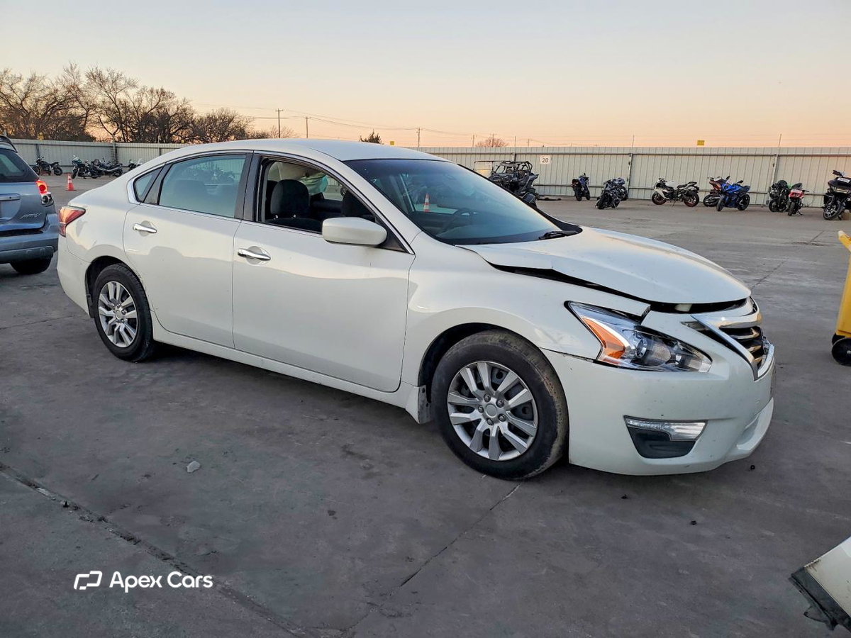 Nissan Altima 2015