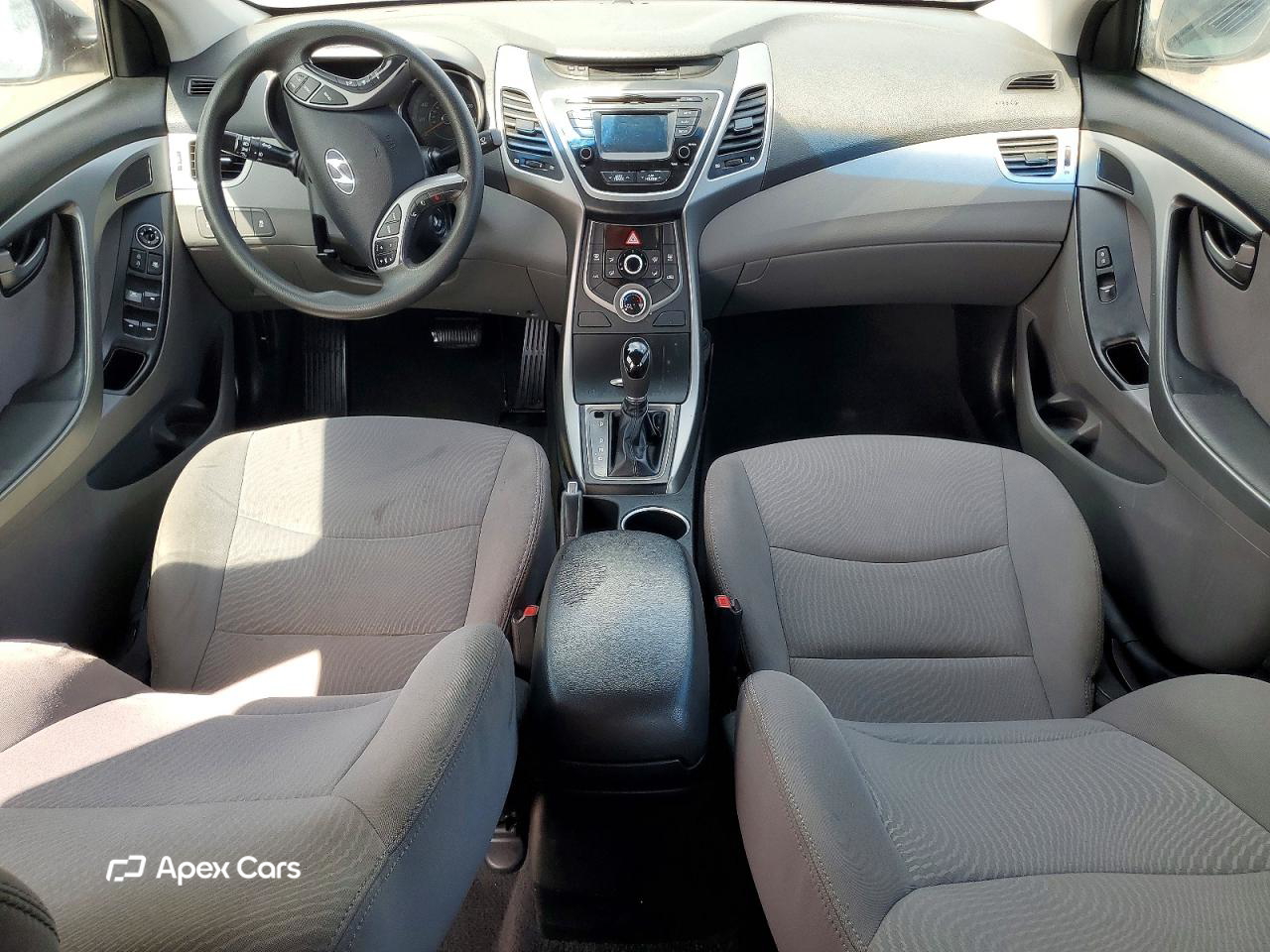 Hyundai Elantra 2015