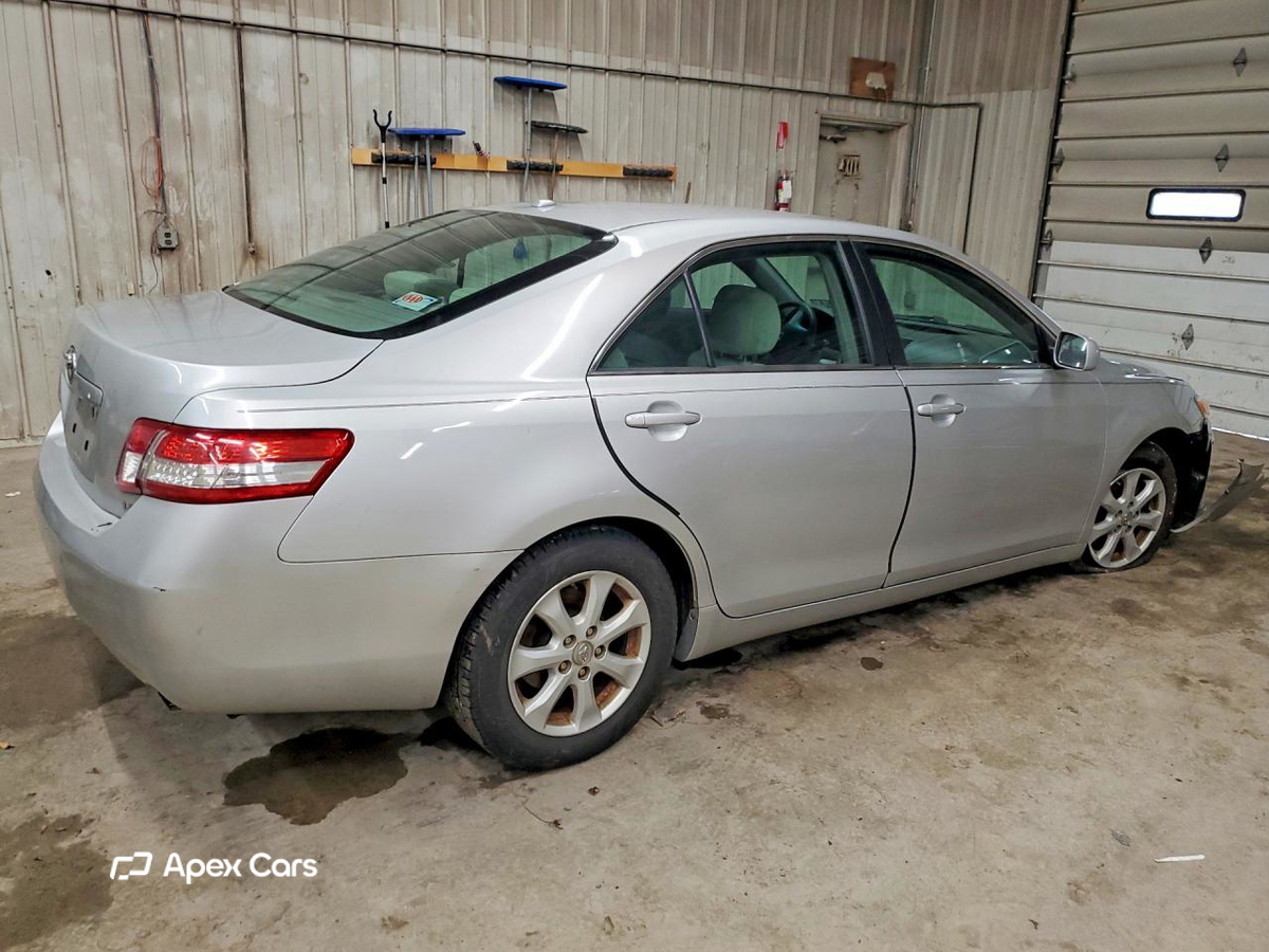 Camry 2011