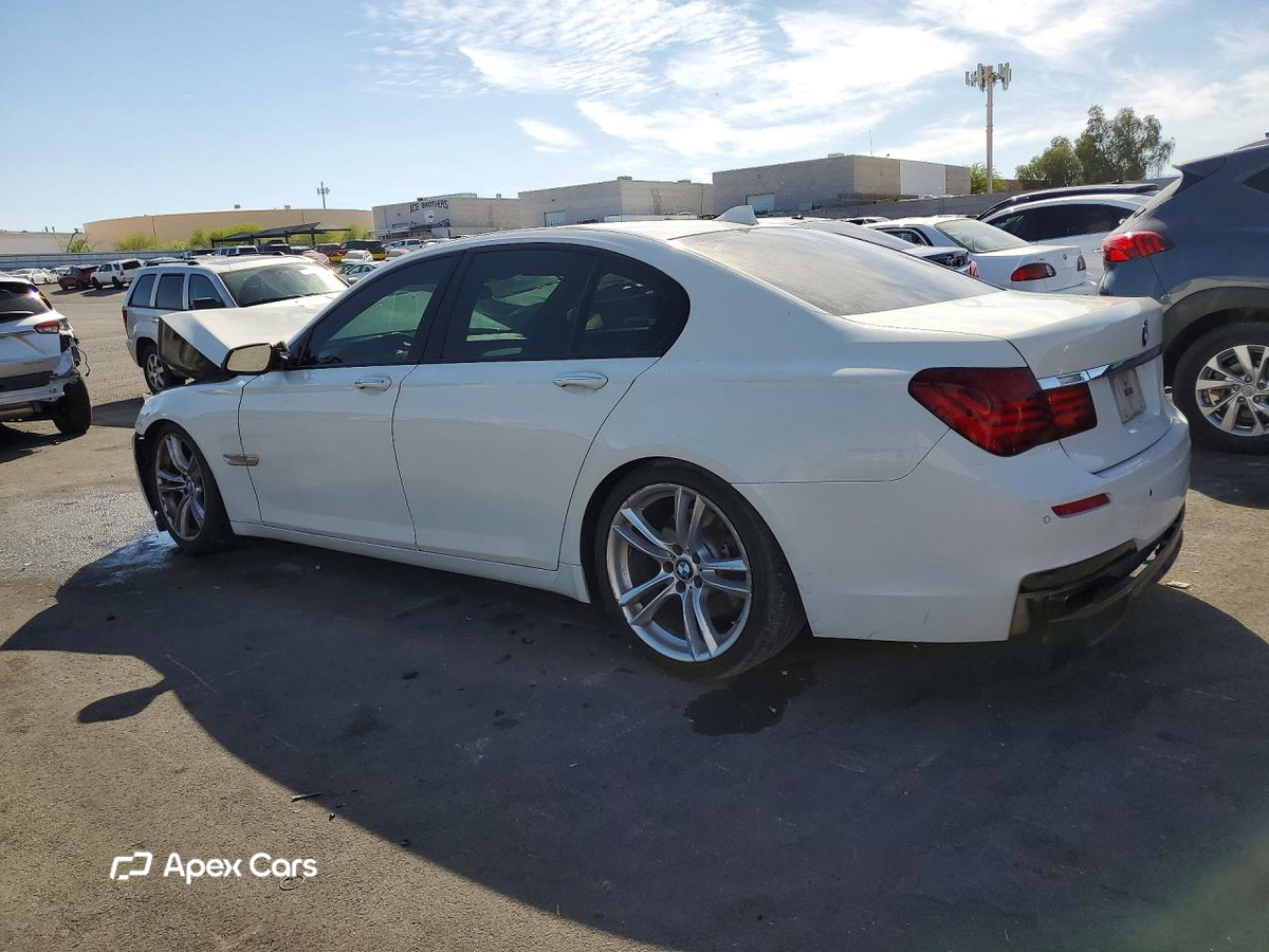 BMW Series 7 2013