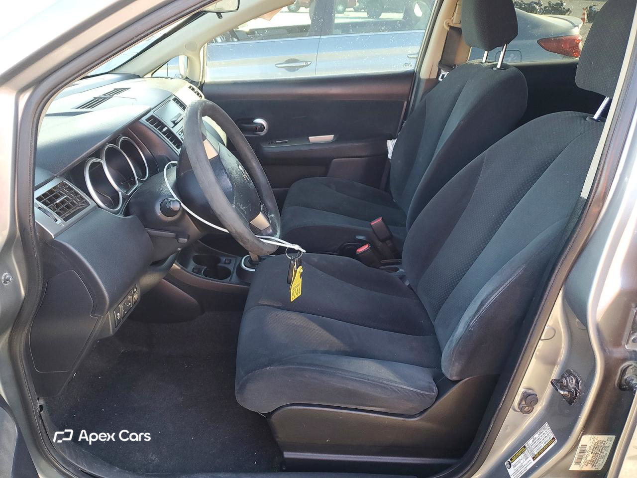 Nissan Versa 2012