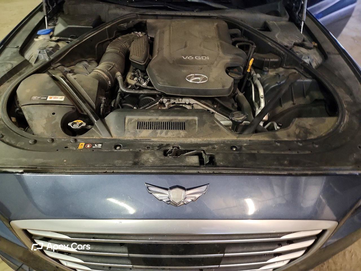 Hyundai Genesis 2015