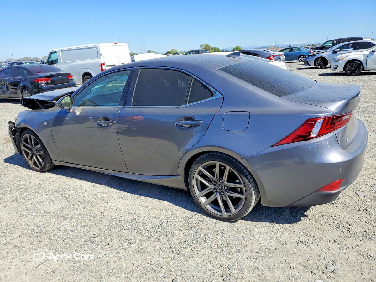 Lexus IS 2015