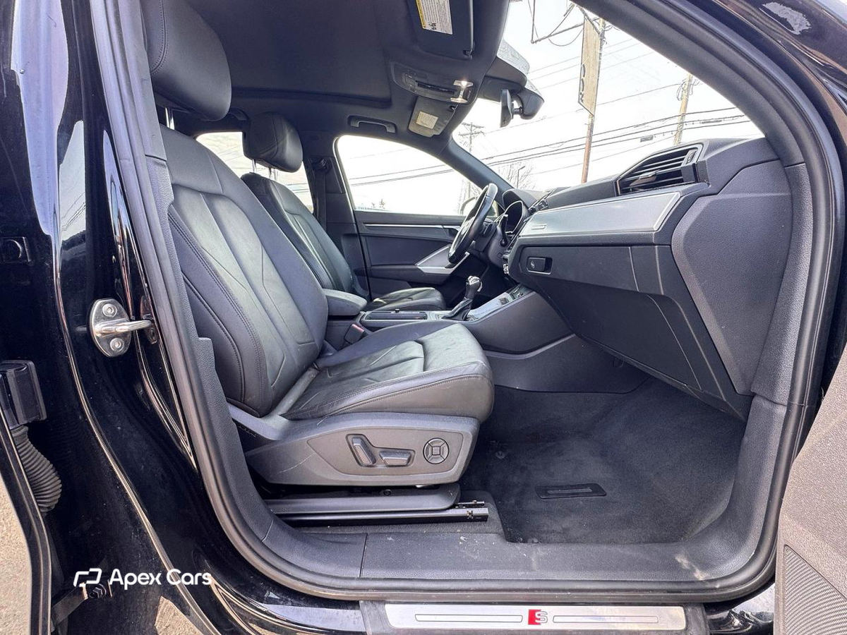 Audi Q3 2021