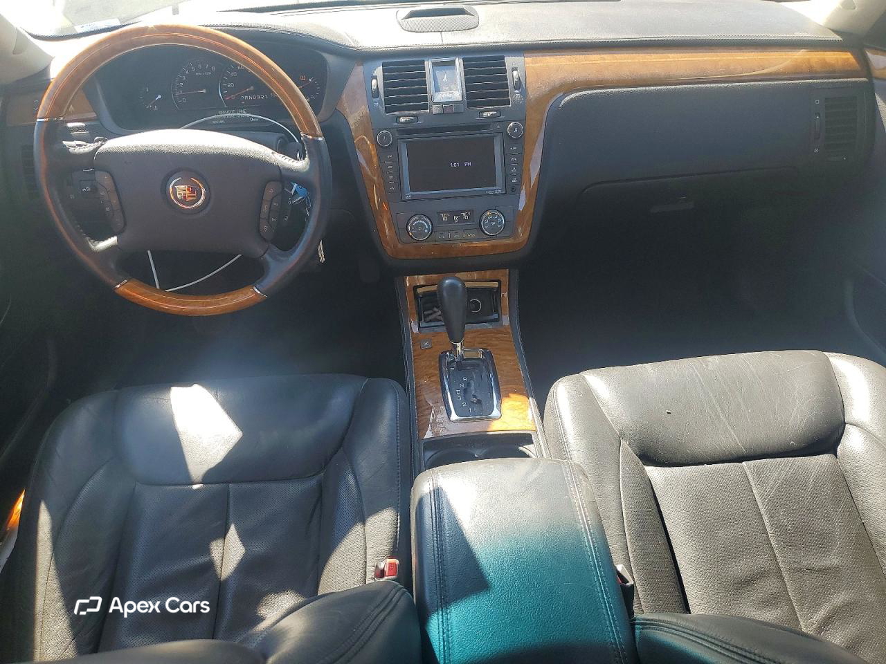 Cadillac DTS 2011