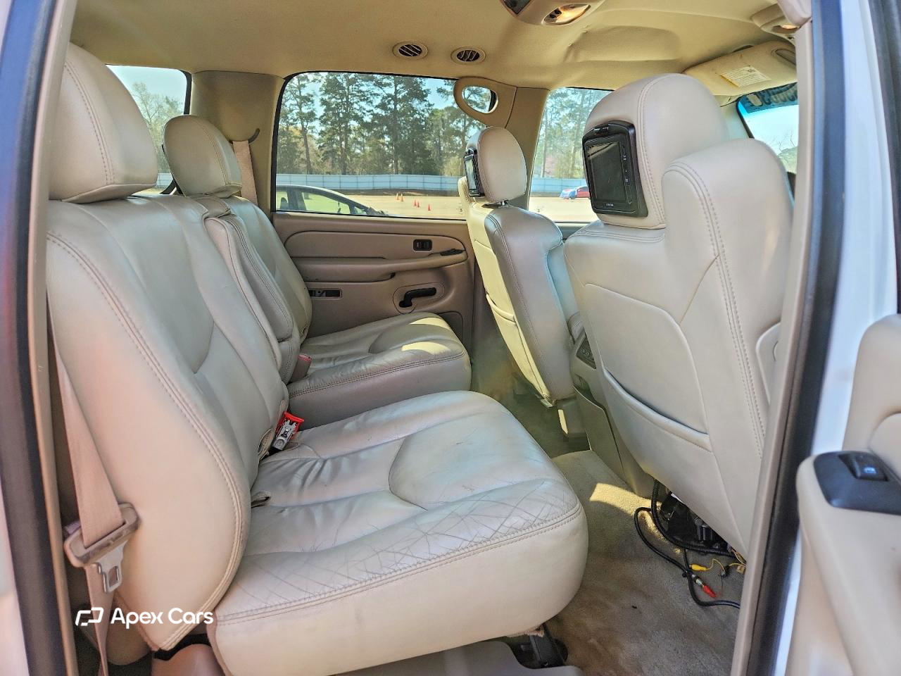 Chevrolet Suburban 2004