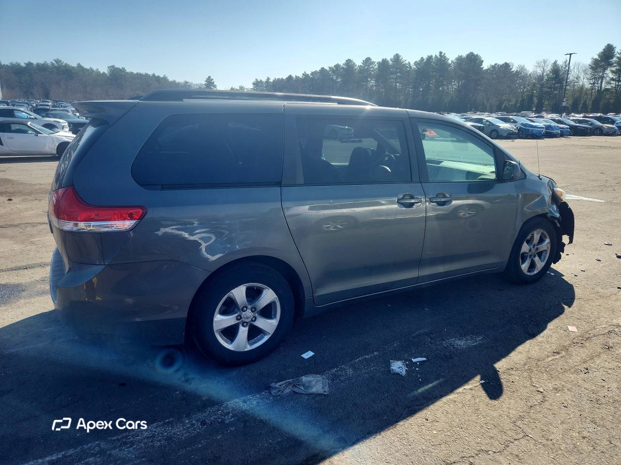 Toyota Sienna 2011