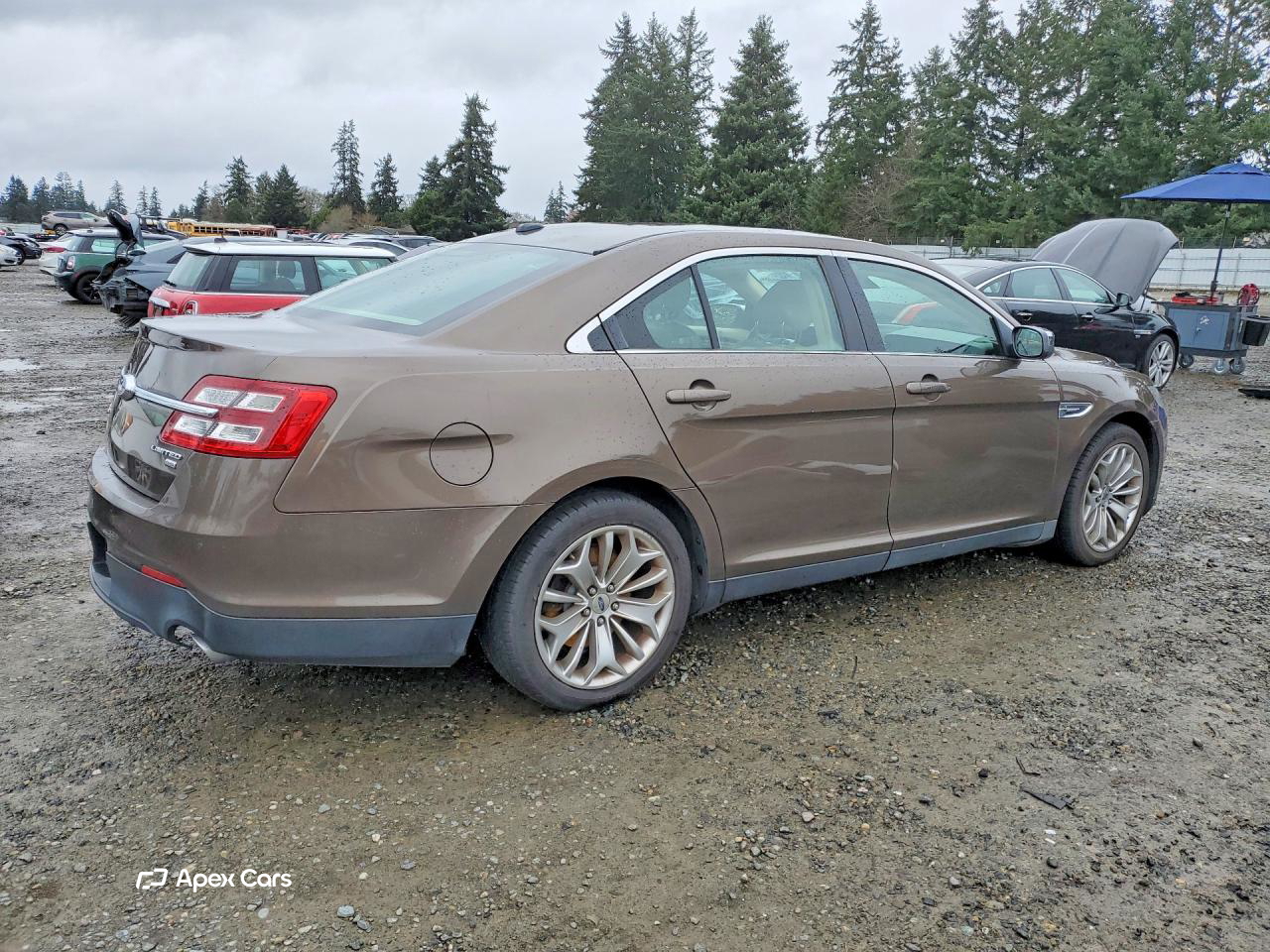 Ford Taurus 2015