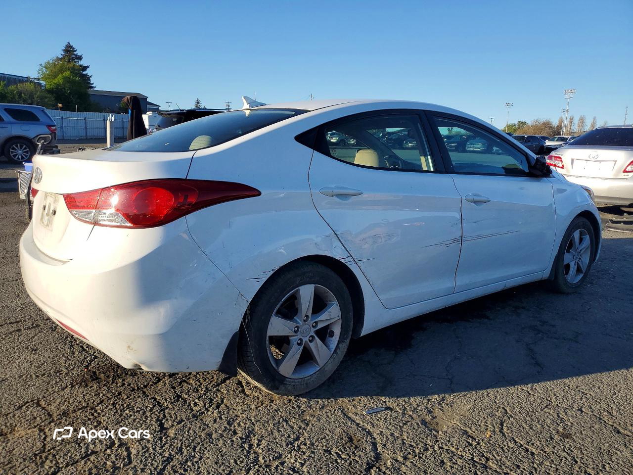 Hyundai Elantra 2013