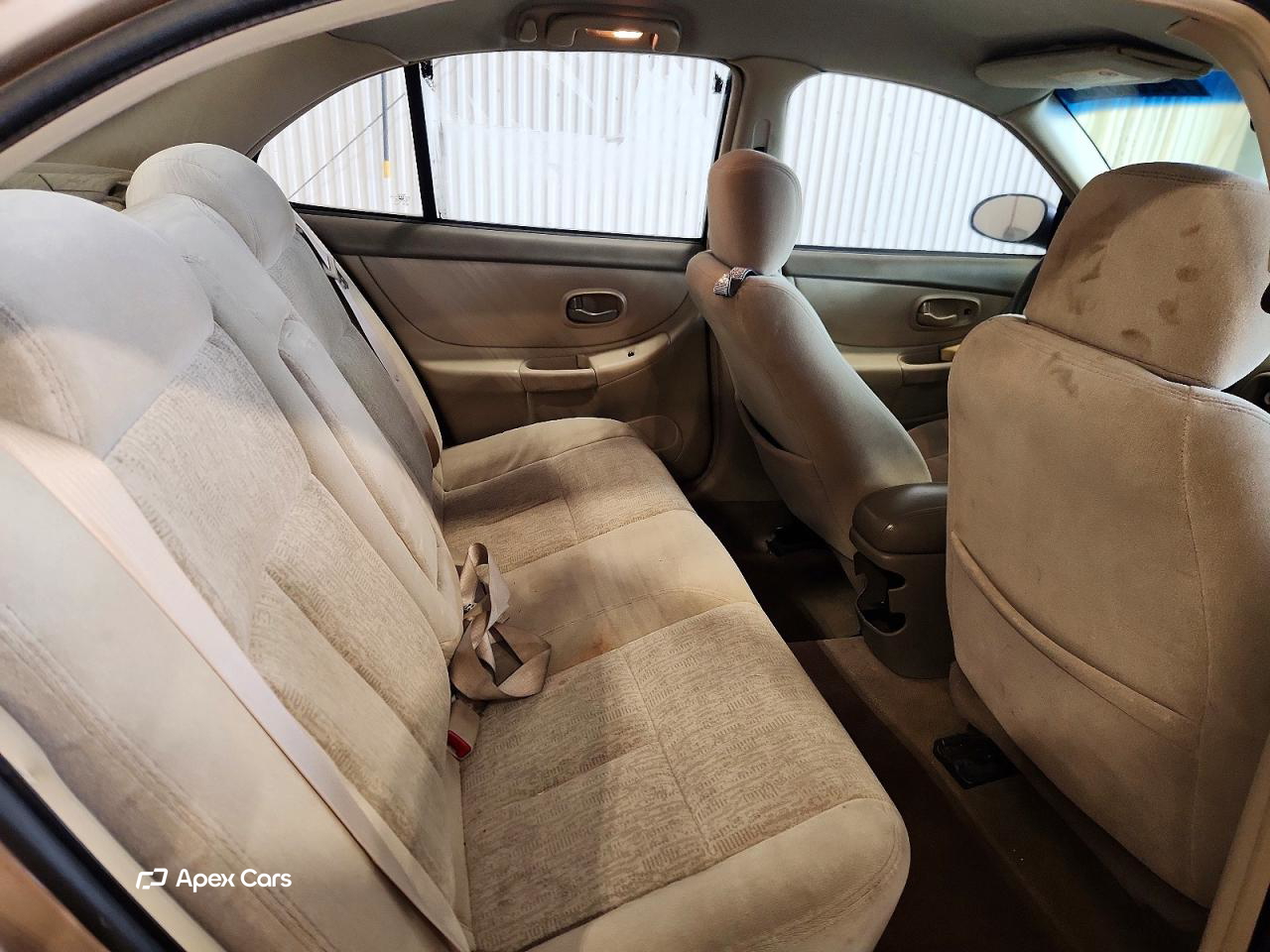 Oldsmobile Intrigue 2002