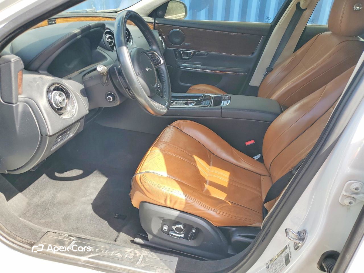 Jaguar XJ 2016