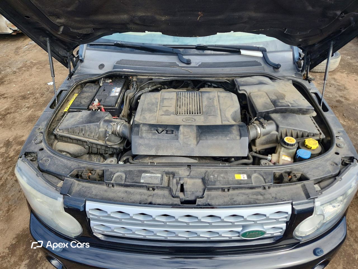 Land Rover LR4 2011