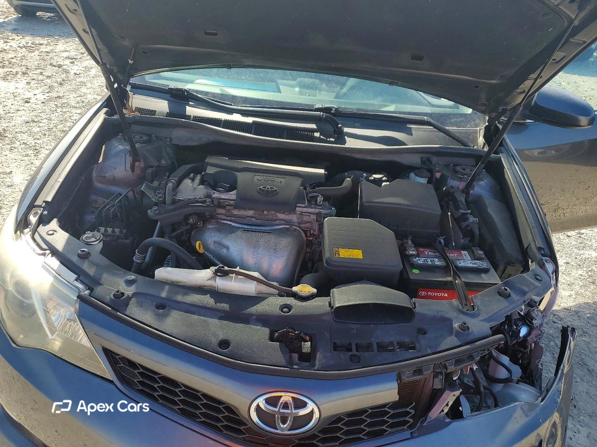 Toyota Camry 2012