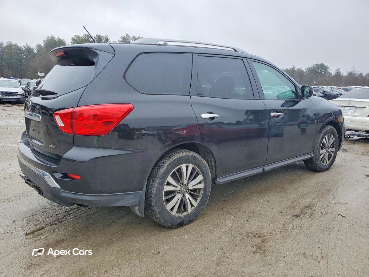 Nissan Pathfinder 2017