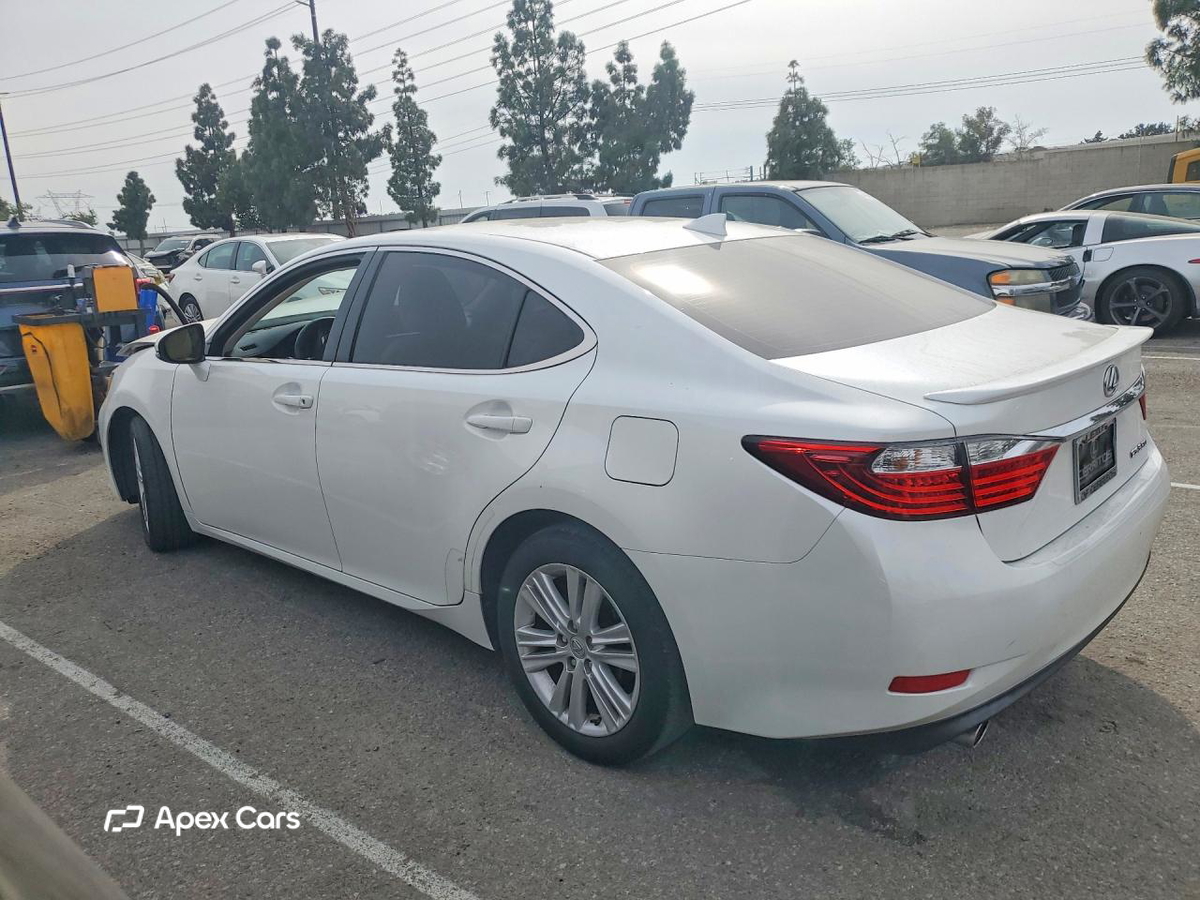Lexus ES 2015