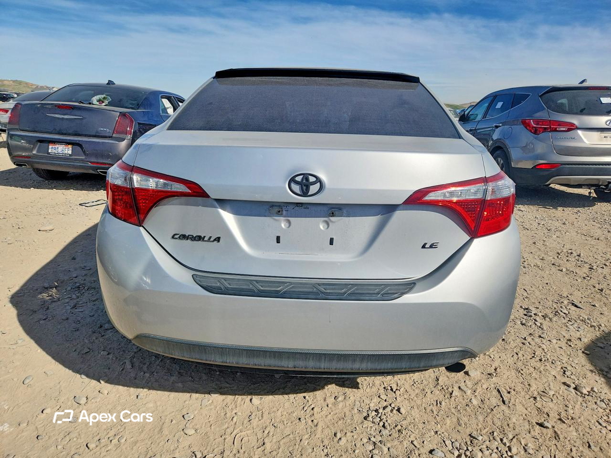 Toyota Corolla 2015