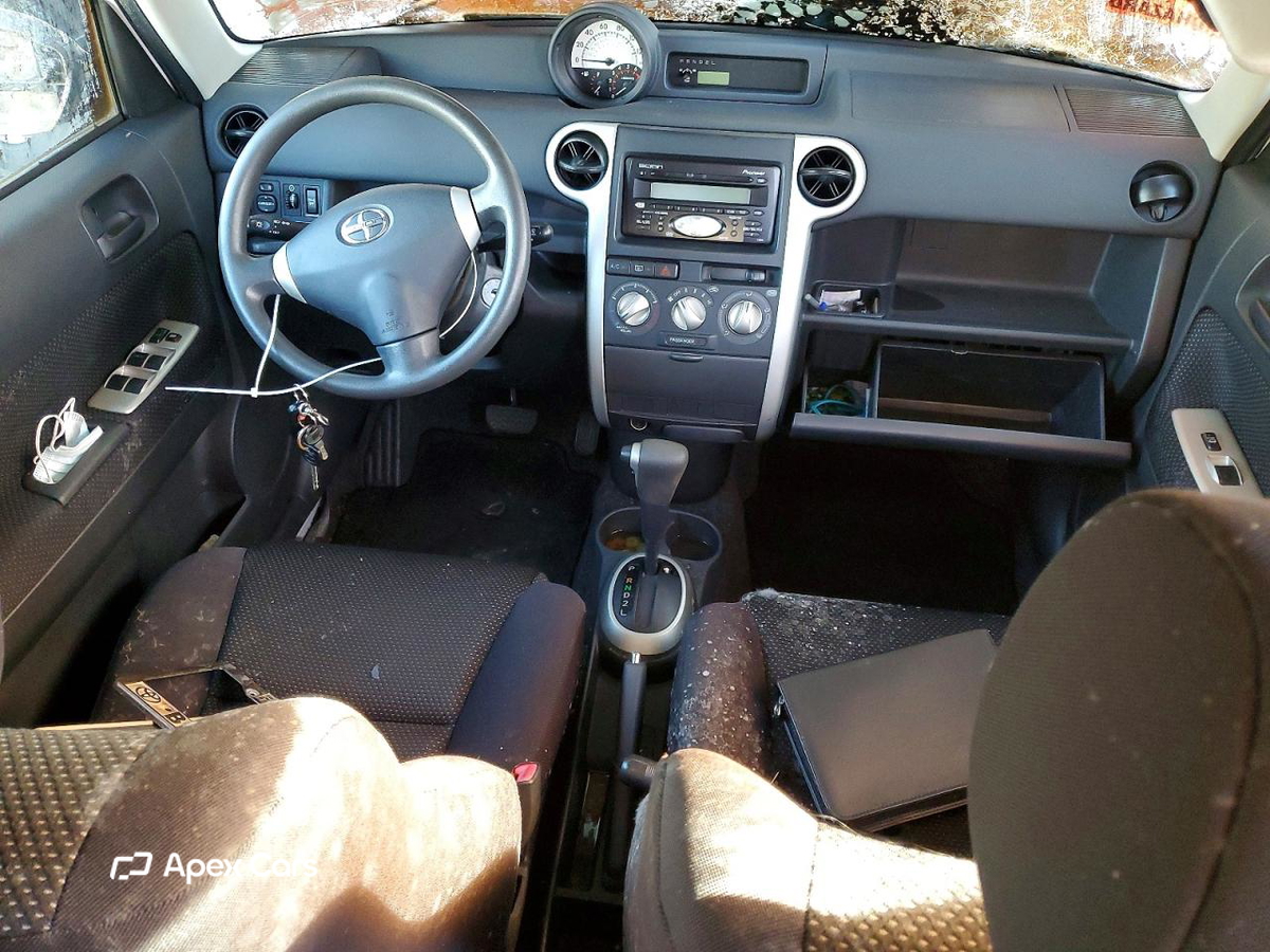 Scion xB 2005