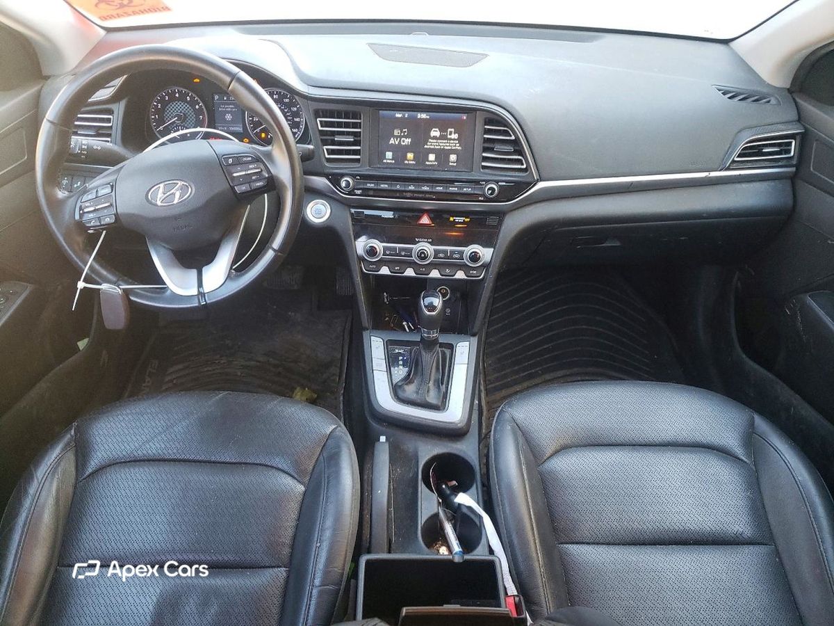Hyundai Elantra 2020