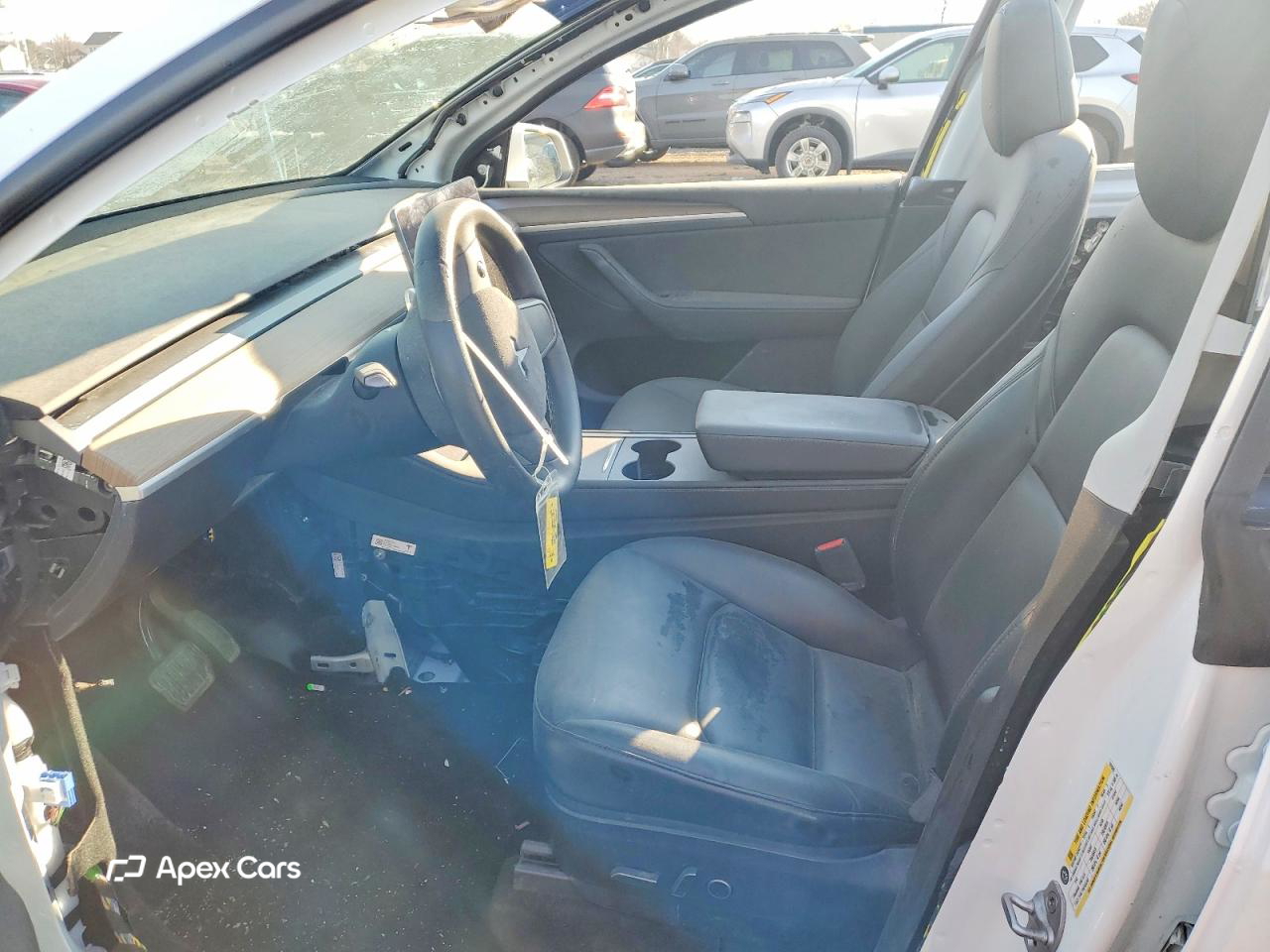 Tesla Model Y 2023