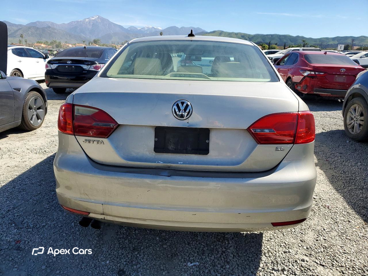 Volkswagen Jetta 2014