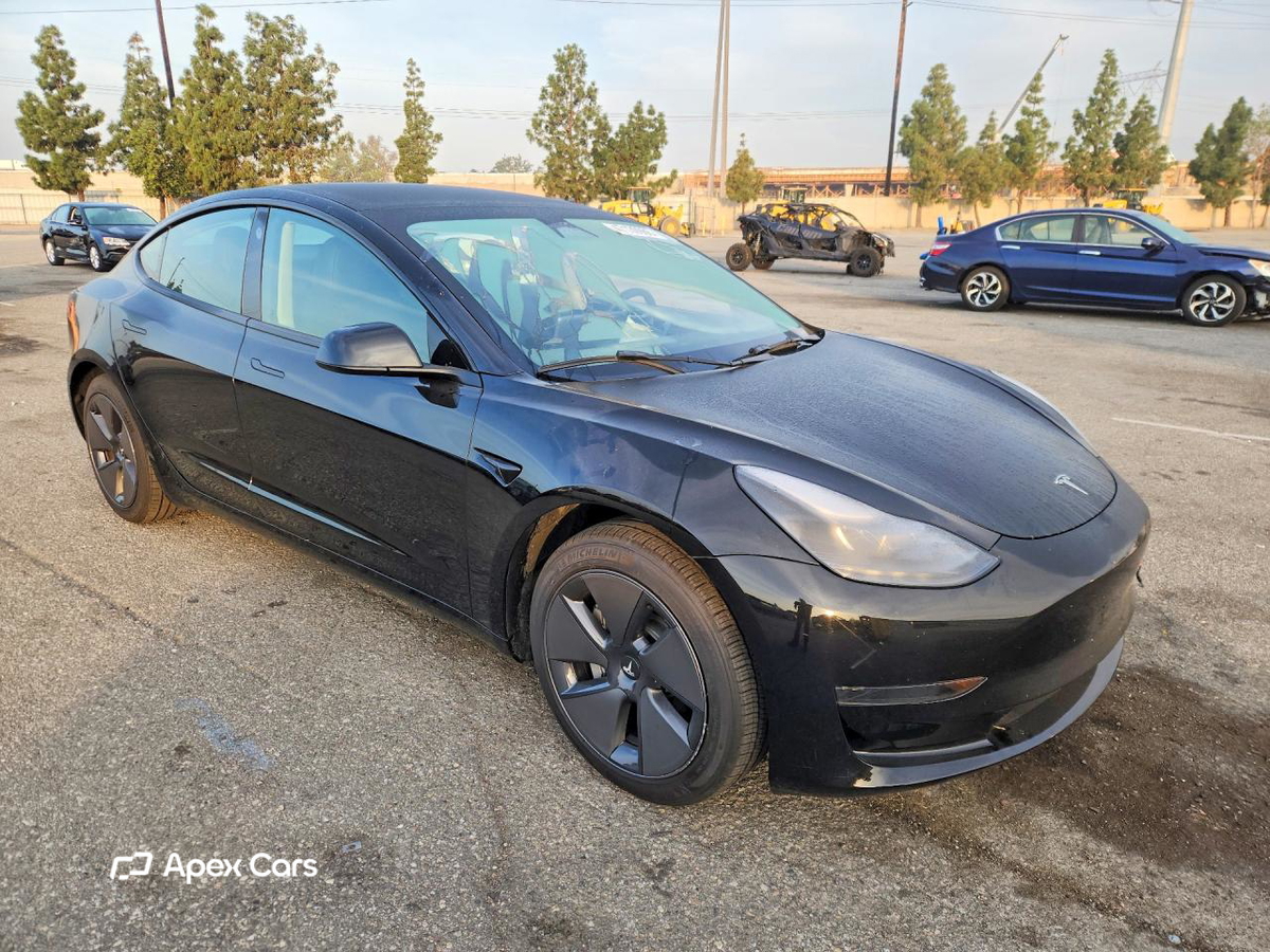 Tesla Model 3 2023